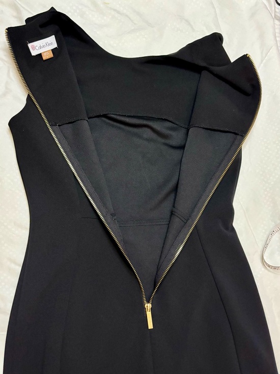 Calvin Klein Black Sheath Dress Sz 2 Knee Length Office Minimalist 90s cbk Women - Picture 13 of 16